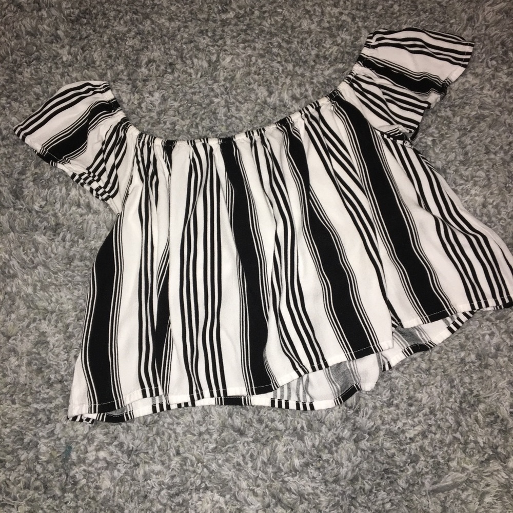 black and white striped crop top